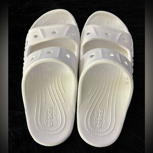 NWOT White Baya Crocs Slide Sandals, Size 7 in women